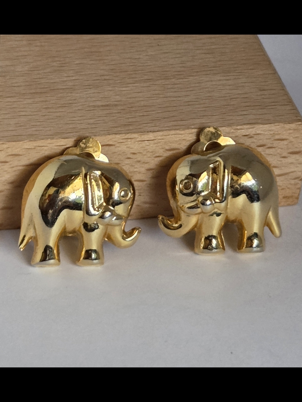 Vintage Shiny Gold Elephant Clip-On Earrings